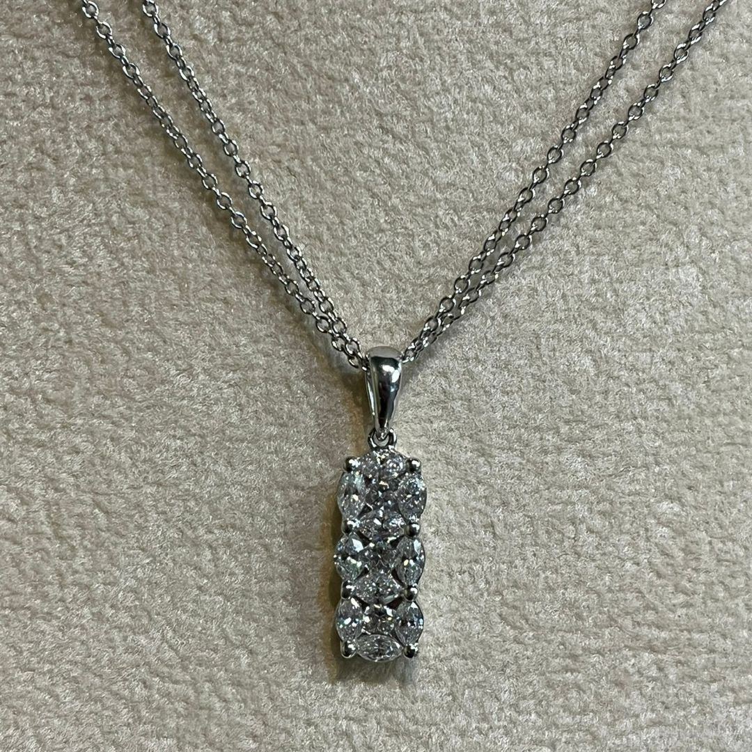 Collana DonnaOro in Oro Bianco 18kt con Pendente Trilogy di Diamanti 1,26 ct F VS