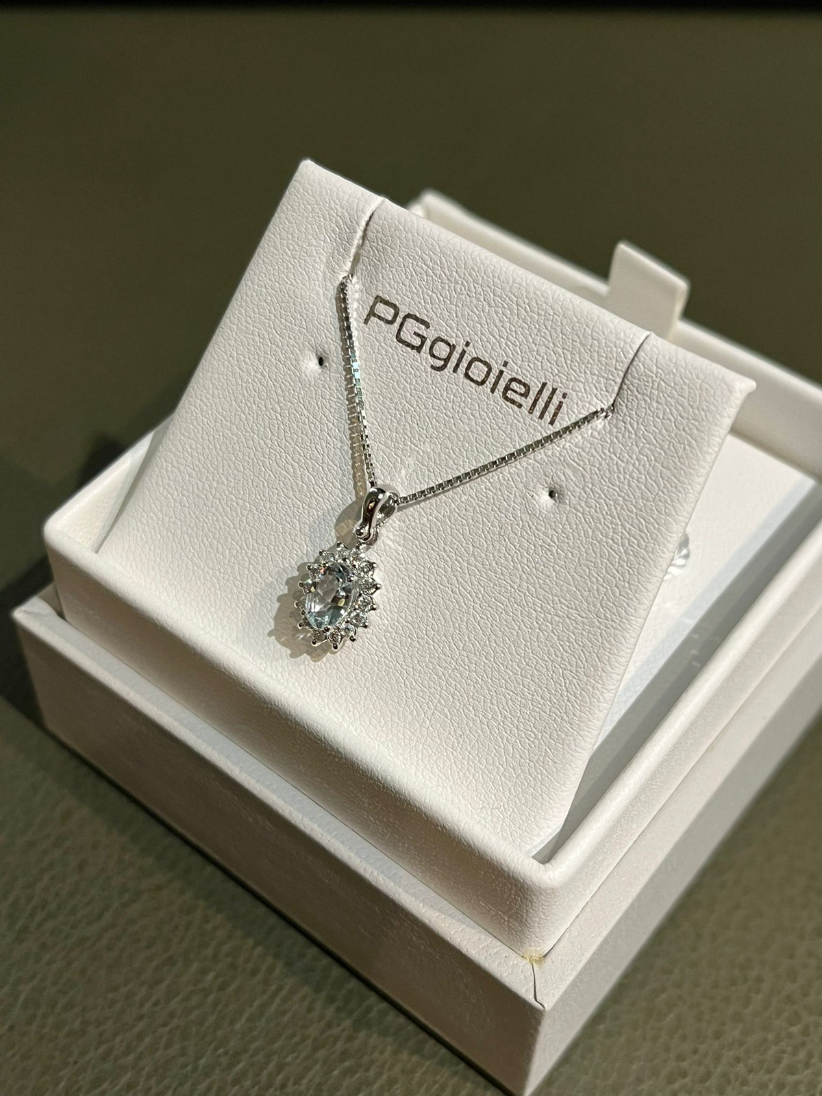 Collana con Acquamarina 0,40 ct e Diamanti in Oro Bianco 18kt – PG Gioielli (CIOLADYA/3)
