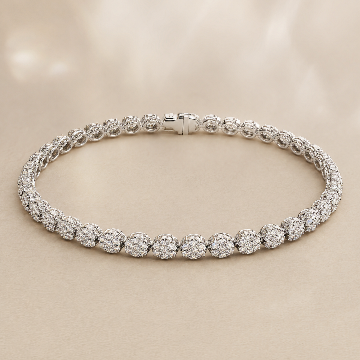Bracciale Tennis a Rosette con Diamanti 3,51 ct in Oro Bianco 18 kt