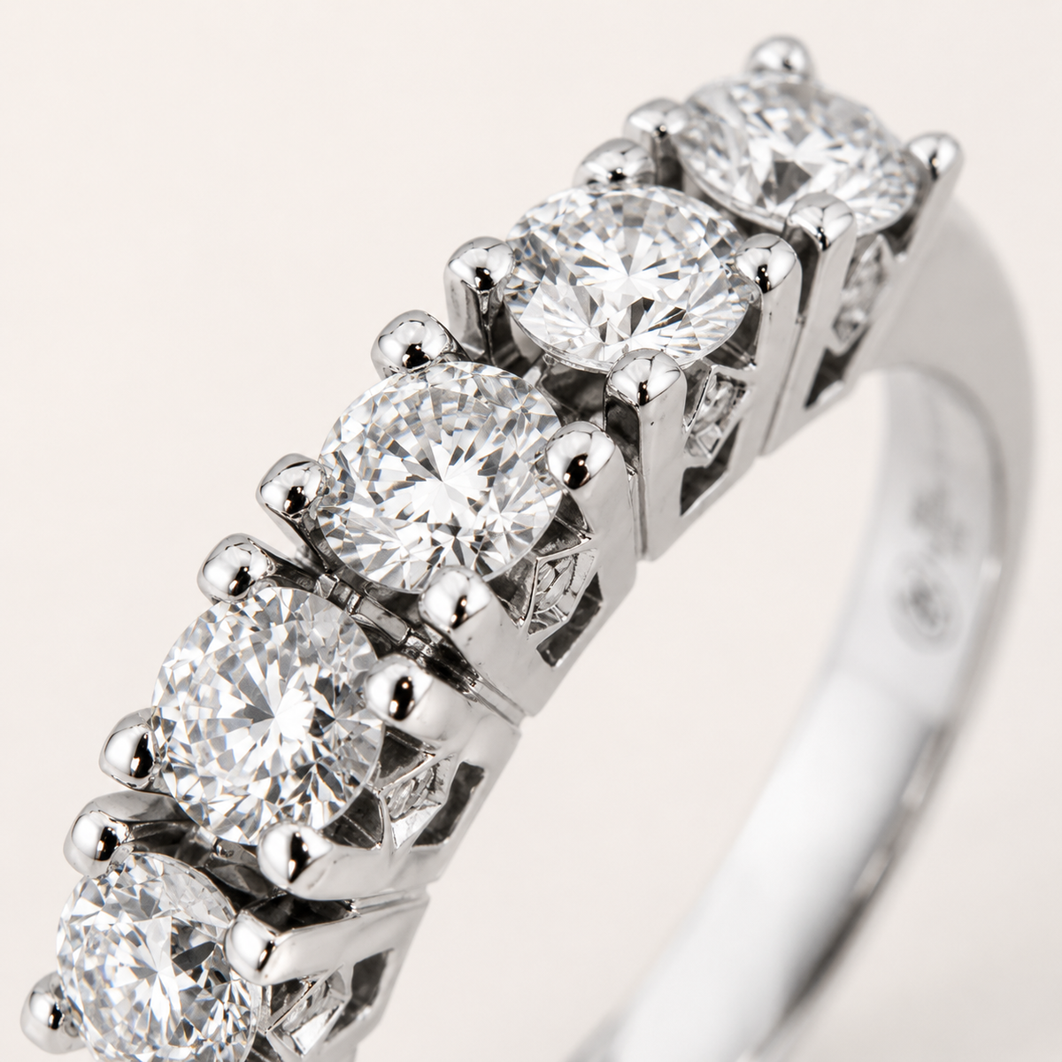 Anello con Diamanti 1,12 ct Totali D VS in Oro Bianco 18kt – Mirco Visconti (GM134/EC40)