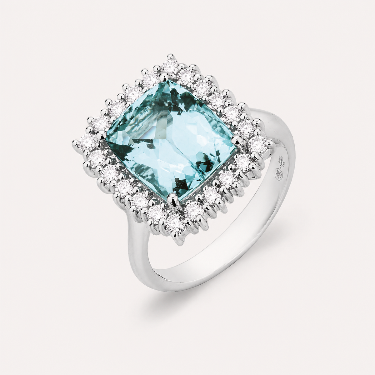 Anello con Acquamarina 7,68 ct e Diamanti 0,54 ct G VS in Oro Bianco 18kt – Mirco Visconti (MV720ACB)