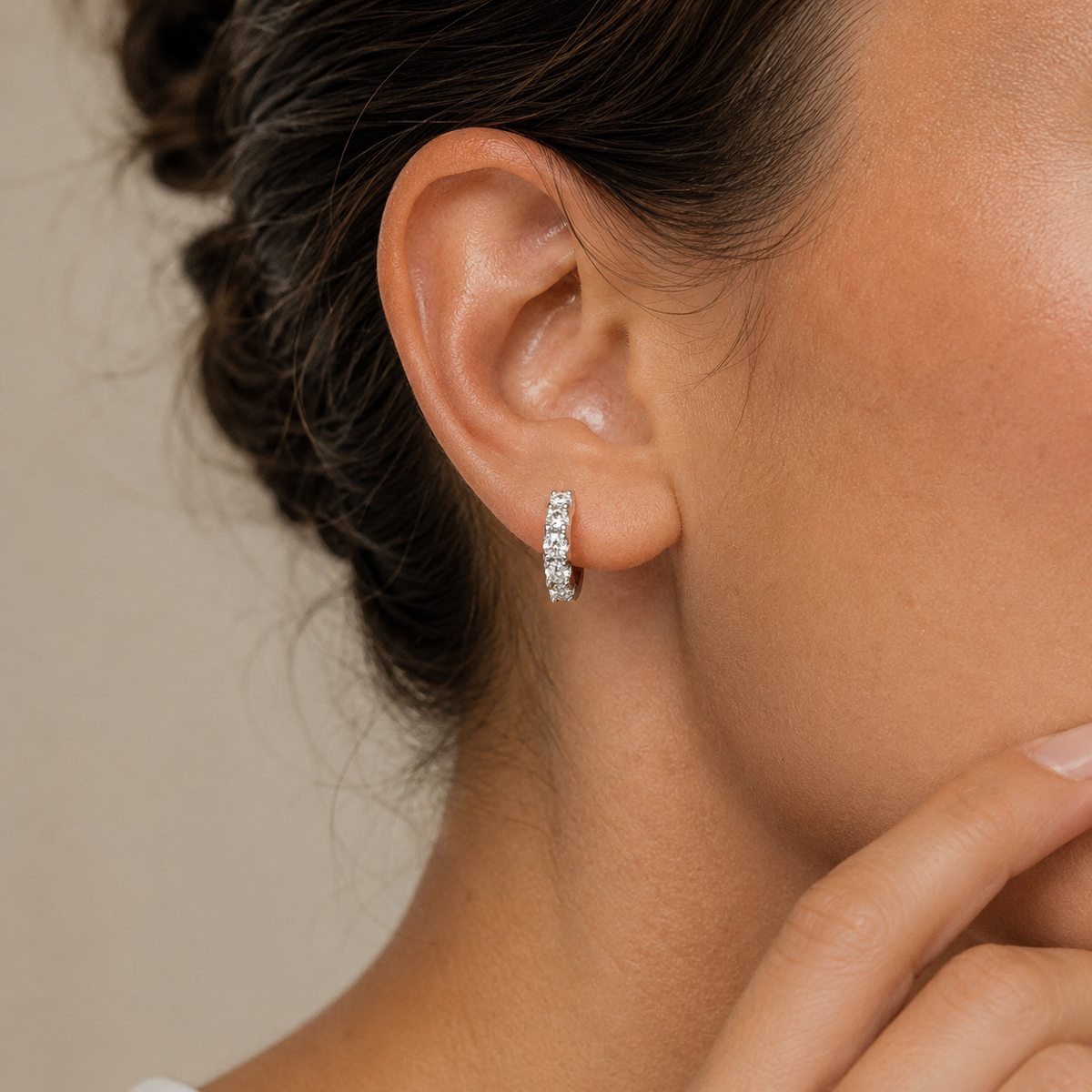 Orecchini a Cerchio con Diamanti 0,49 ct G VS in Oro Bianco 18kt – Mirco Visconti (LF533/EH30)