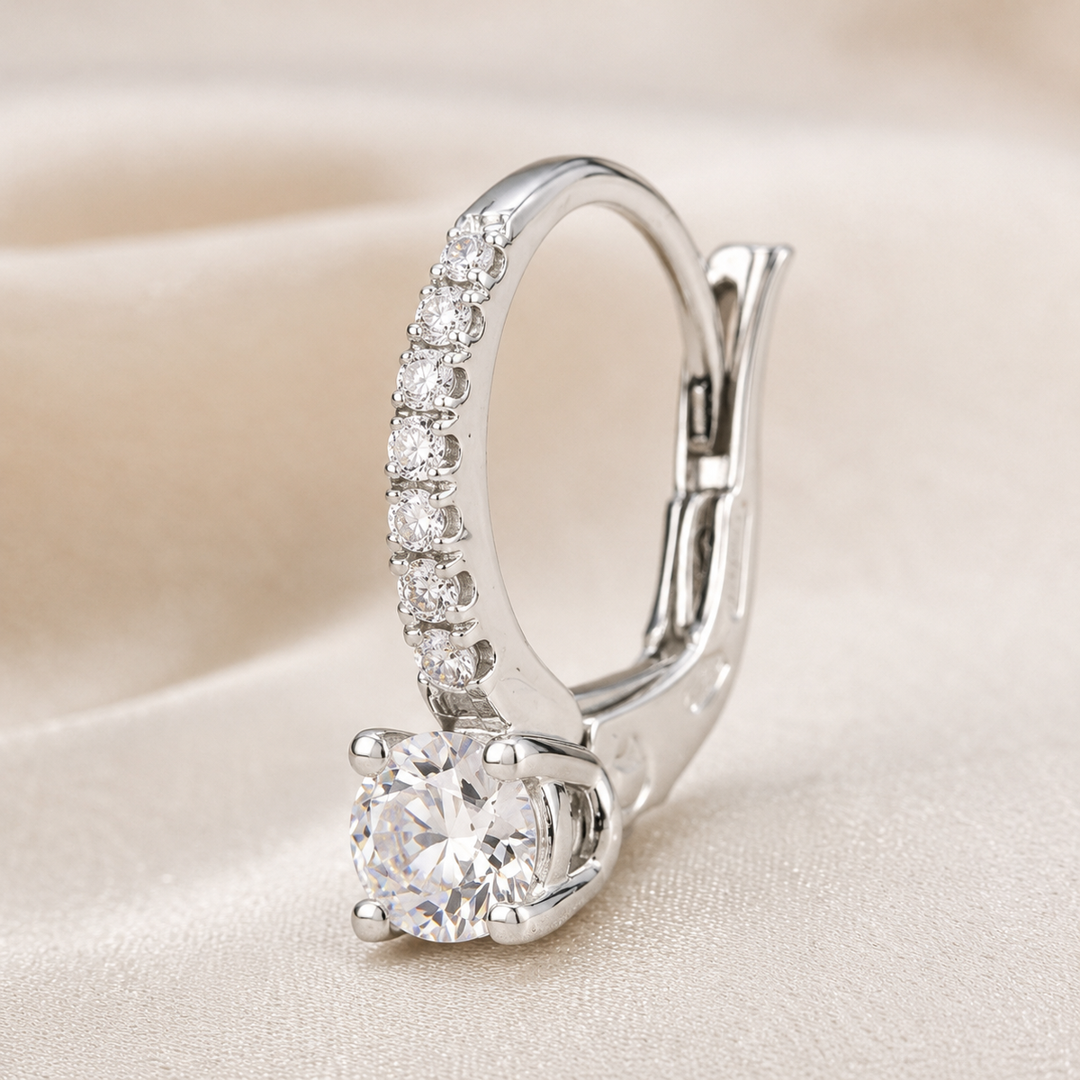 Orecchini con Diamanti 0,49 ct G VS in Oro Bianco 18kt – Mirco Visconti (Z542/30)