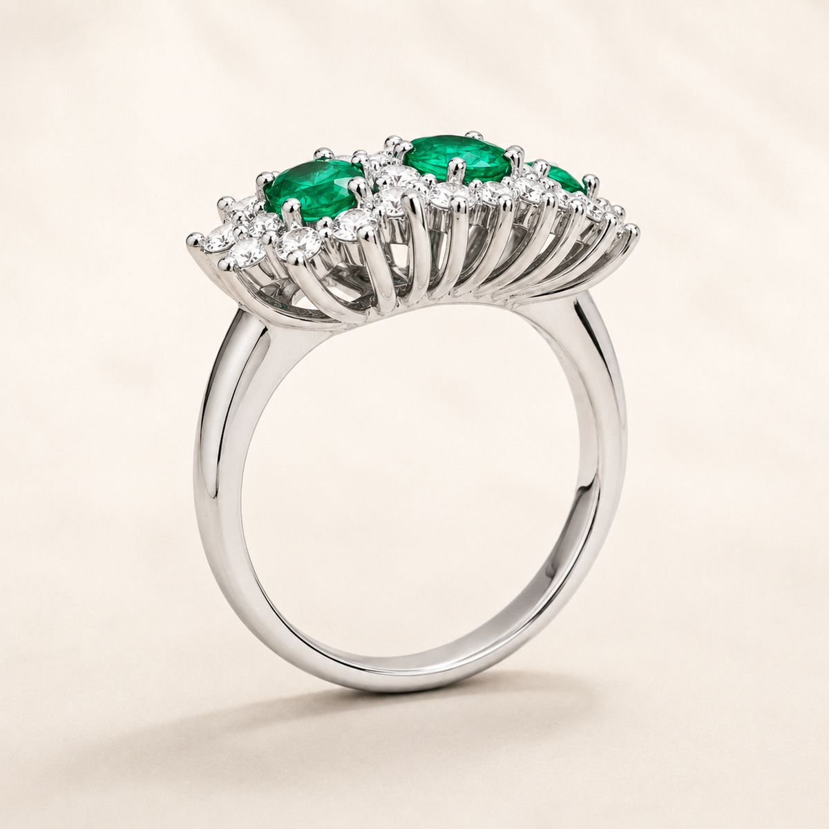 Anello Trilogy con Smeraldi Zambia 0,89 ct e Diamanti 0,75 ct G VS in Oro Bianco 18kt – Mirco Visconti (MV295/S)