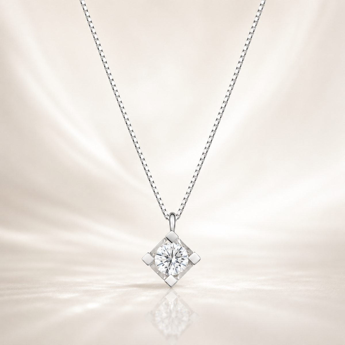 Collana Punto Luce con Diamante 0,12 ct G in Oro Bianco 18kt – PG Gioielli (PLGL012)