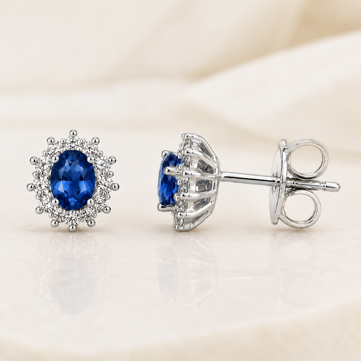 Orecchini Visconti Zaffiro Blu ct 0,99 e Diamanti ct 0,40 G VS in Oro 18kt Bianco - Z685S/A5Z