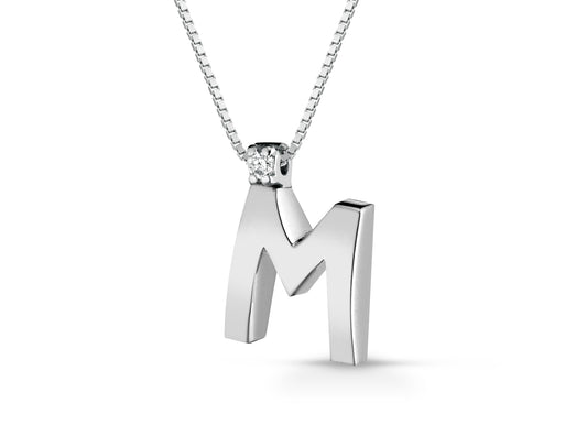 Collana Lettera M con Diamante in Oro Bianco 18kt – PG Gioielli (LETTM/1P)