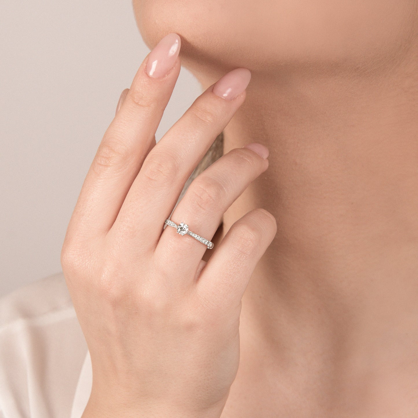 Anello Solitario con Diamante 0,36 ct G VS in Oro Bianco 18kt – Mirco Visconti