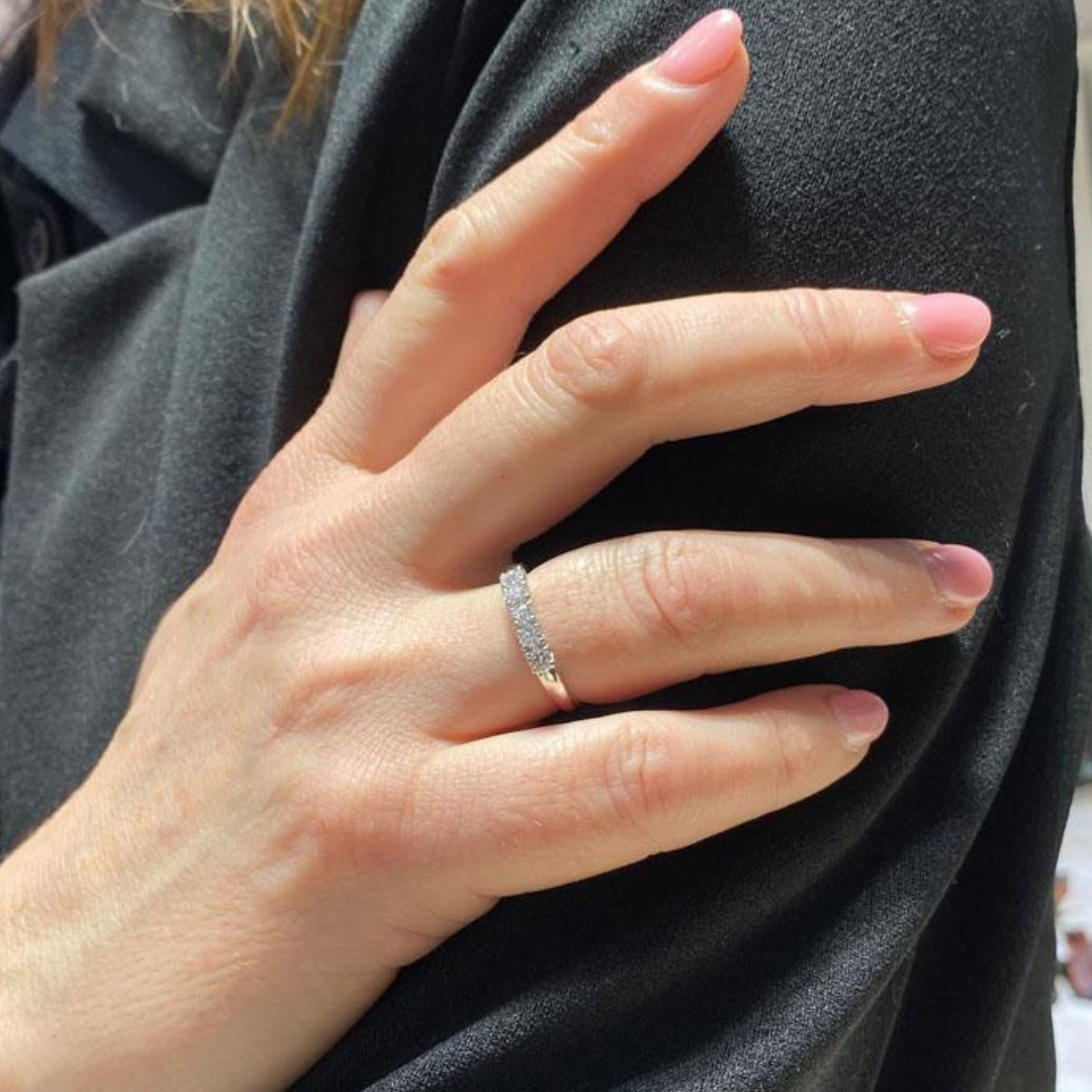 Anello Veretta con Diamanti 0,47 ct F VS in Oro Bianco 18kt – Mirco Visconti