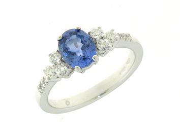 Anello con Zaffiro Ovale 1,58 ct e Diamanti 0,36 ct in Oro Bianco 18kt – Mirco Visconti