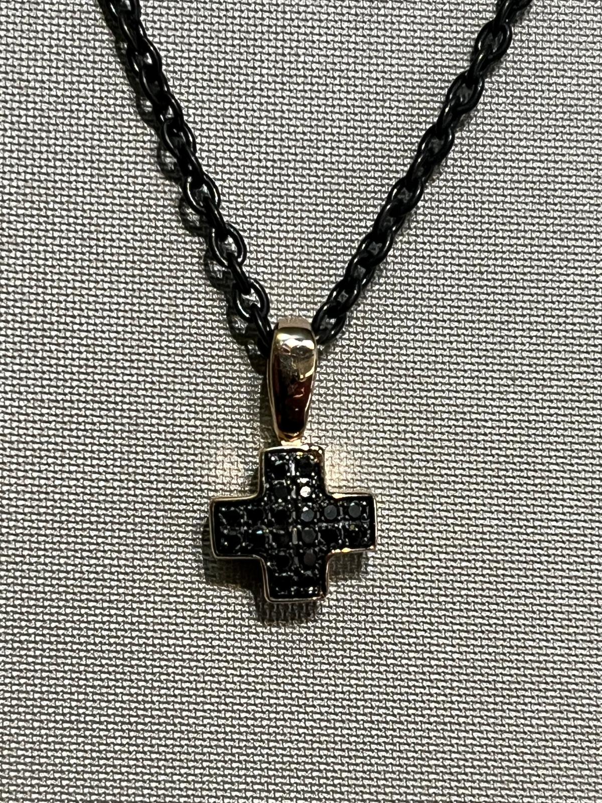 Collana Croce Salvatore Bersani in Oro 18kt con Diamanti 0,12 ct – Finitura Rutenio