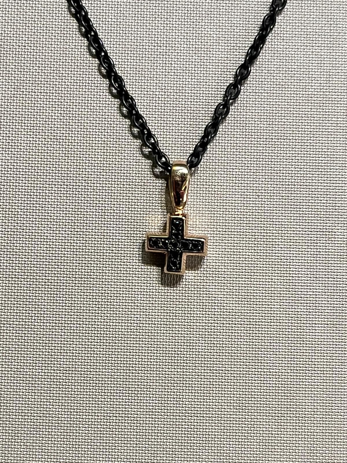 Collana Girocollo Croce Salvatore Bersani in Oro 18kt con Diamanti 0,05 ct – Finitura Black Rutenio