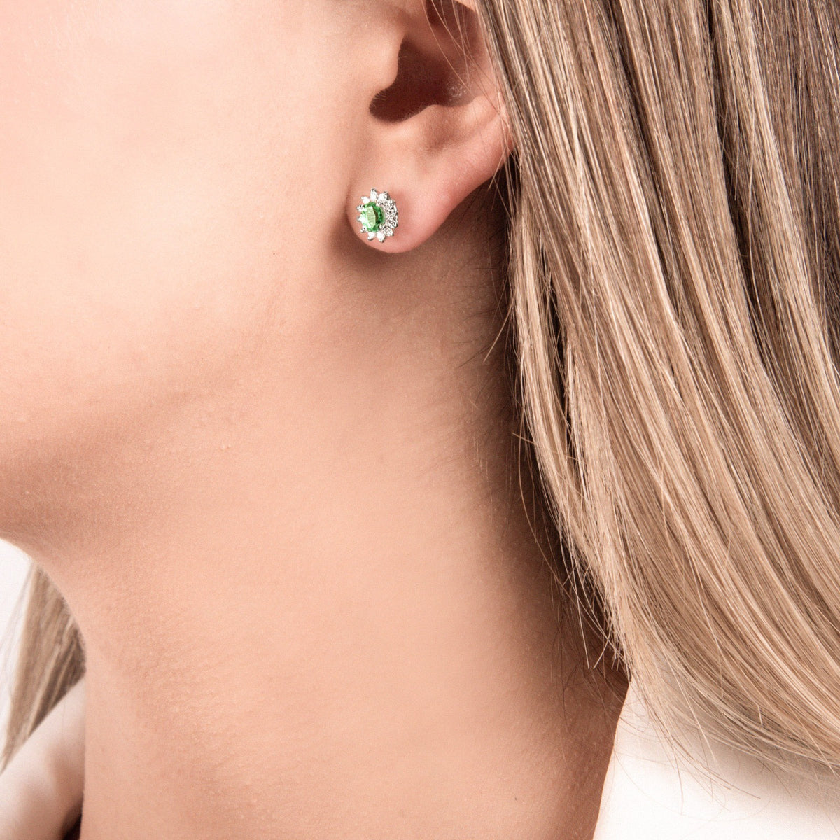 Orecchini con Smeraldo e Diamanti in Oro Bianco 18kt – Mirco Visconti (DL3S/B5S)