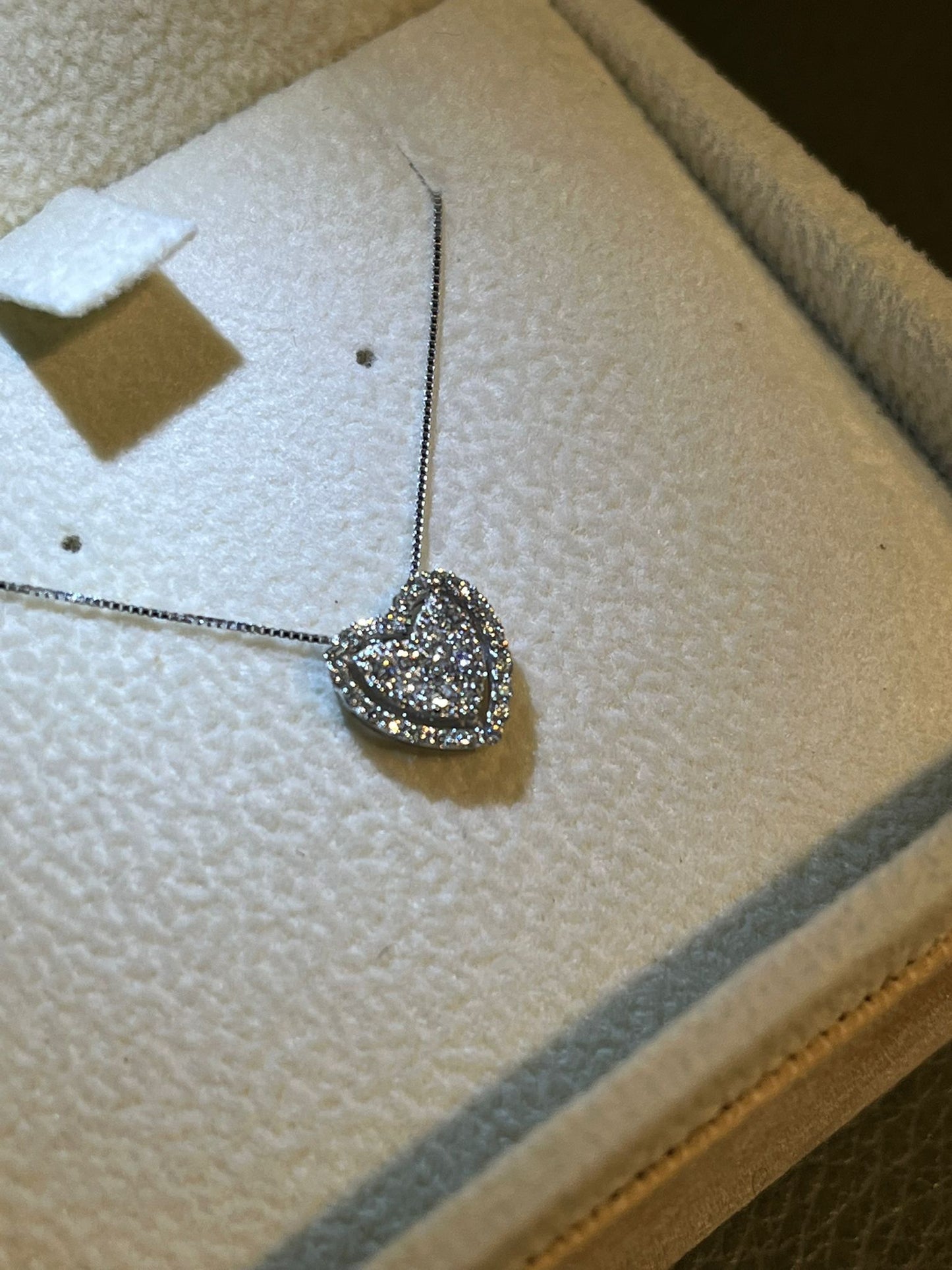 Collana con Cuore di Diamanti 0,18 ct in Oro Bianco 18kt – Karal (PE.CUOR.18)