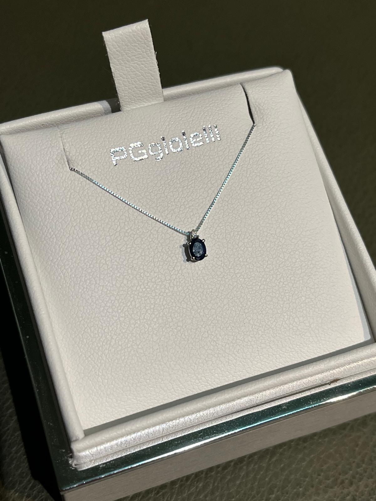 Collana con Zaffiro e Diamante in Oro Bianco 18kt – PG Gioielli (CIOSMALL/1Z)