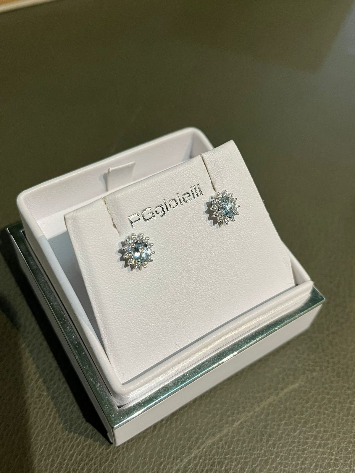Orecchini con Acquamarina e Diamanti in Oro Bianco 18kt – PG Gioielli (ORLADYA/2)