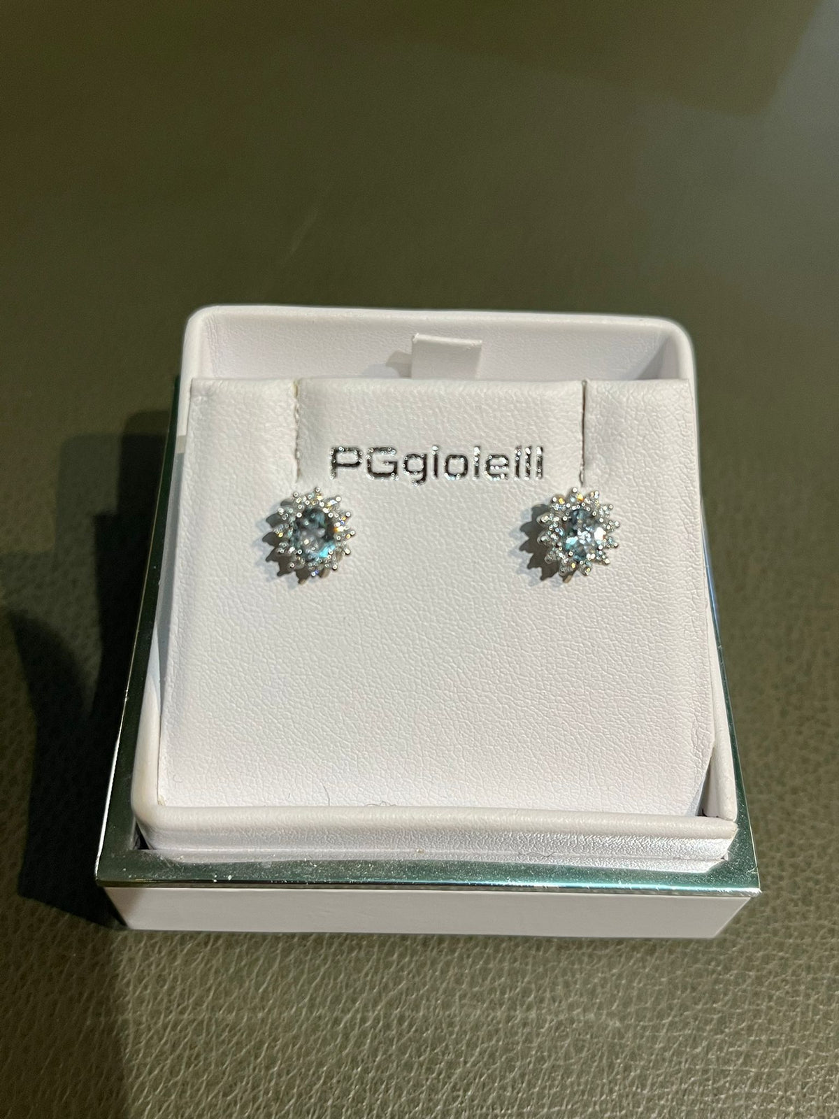 Orecchini con Acquamarina e Diamanti in Oro Bianco 18kt – PG Gioielli (ORLADYA/2)