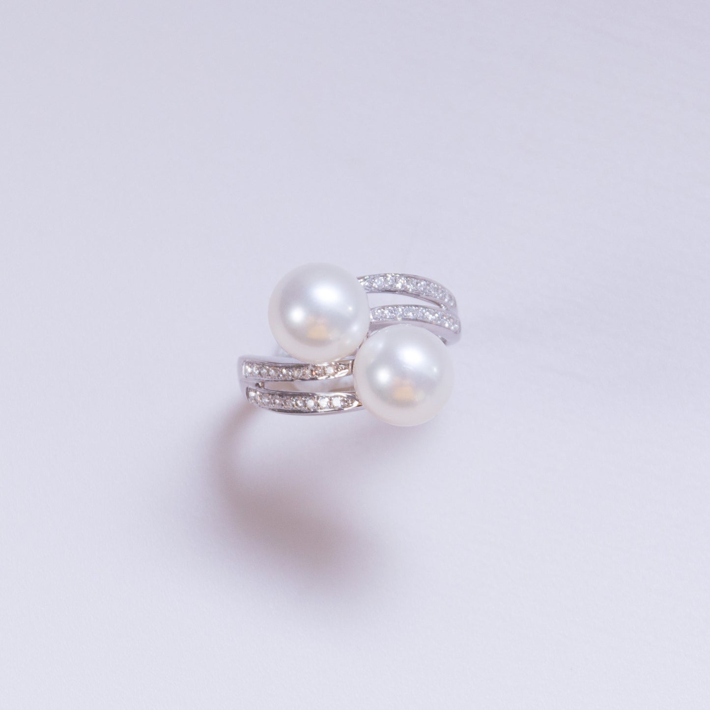 Donnaoro Anello in oro bianco con due perle